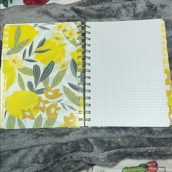 Lemon Themed Spiral Notebook - Picture 4 of 7
